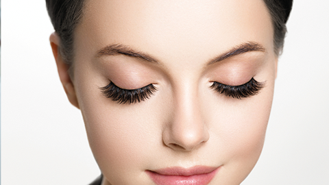 Wimperverlenging bij the Wellness Room Antweroen